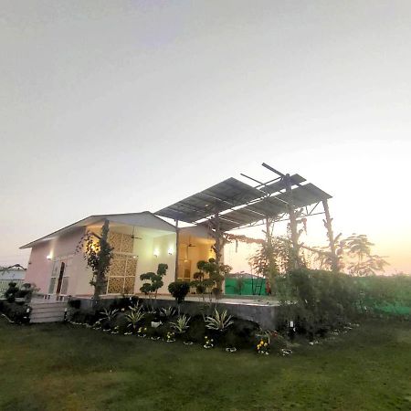 Shaw Estate-Farm House For A Small Parties-Jp Farm Greater Noida Esterno foto