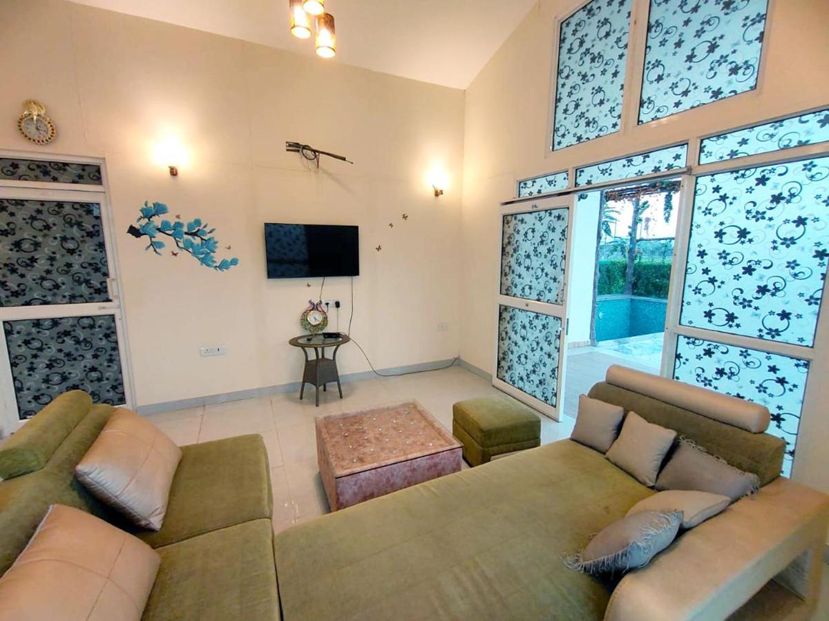 Shaw Estate-Farm House For A Small Parties-Jp Farm Greater Noida Esterno foto
