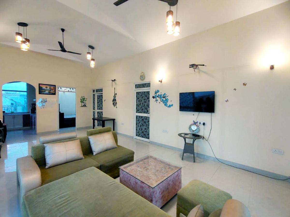 Shaw Estate-Farm House For A Small Parties-Jp Farm Greater Noida Esterno foto