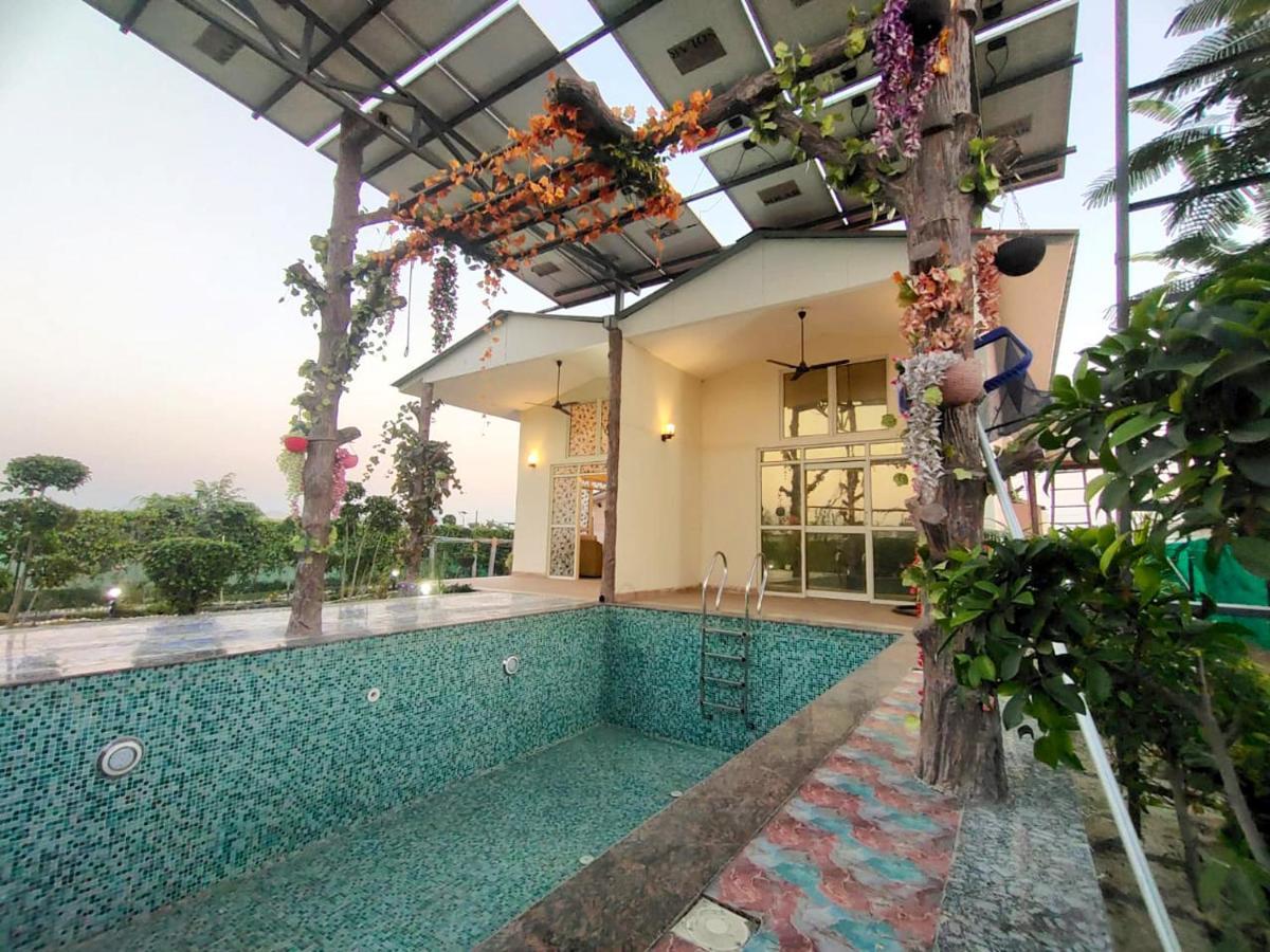 Shaw Estate-Farm House For A Small Parties-Jp Farm Greater Noida Esterno foto