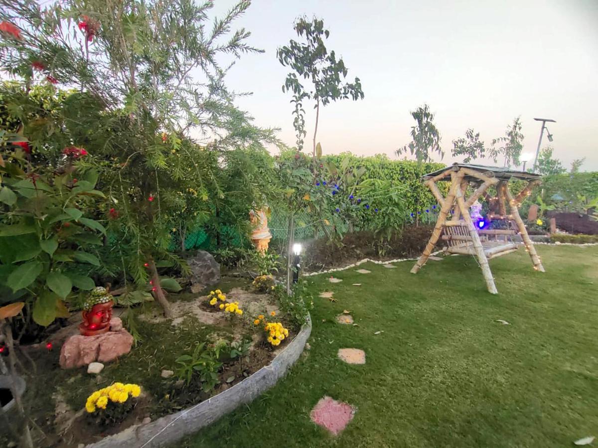 Shaw Estate-Farm House For A Small Parties-Jp Farm Greater Noida Esterno foto